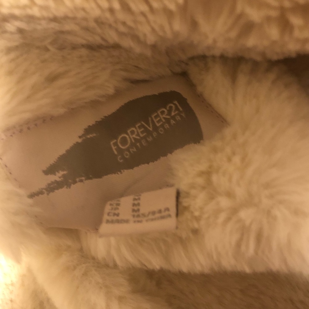 Its a Forever 21 (commentary) coat.